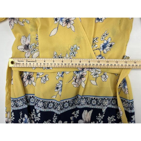 NWTs Trixxi Short Sleeve Yellow and Blue Floral Faux Wrap Romper Size XS - Picture 15 of 16